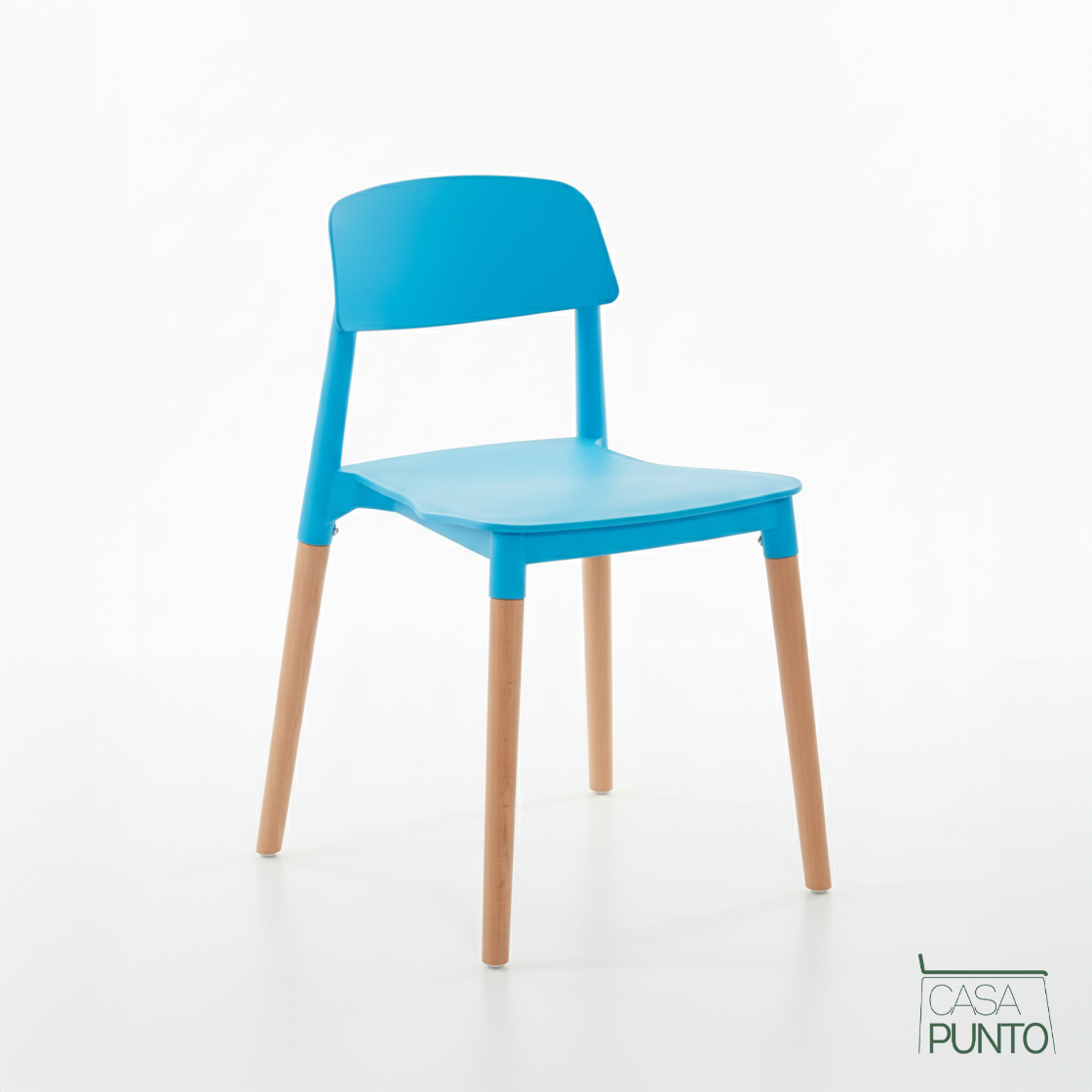 Silla de comedor Sigrid con patas de madera