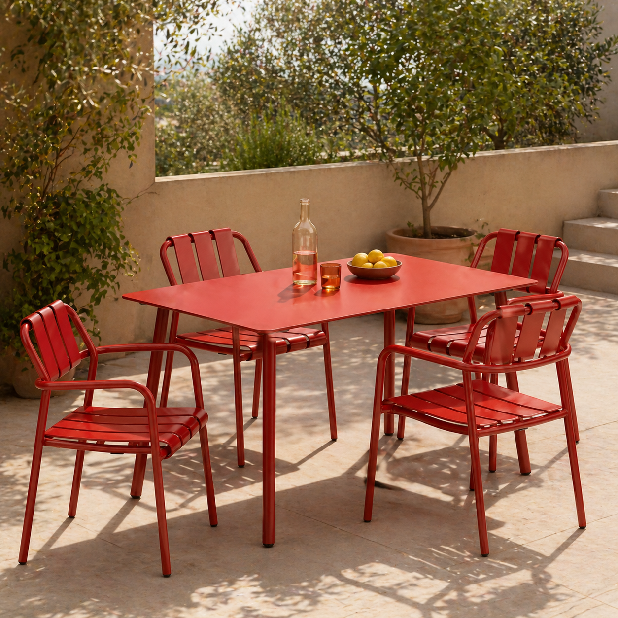 Juego de comedor de exterior modernista de 5 piezas de Sherry Terraza