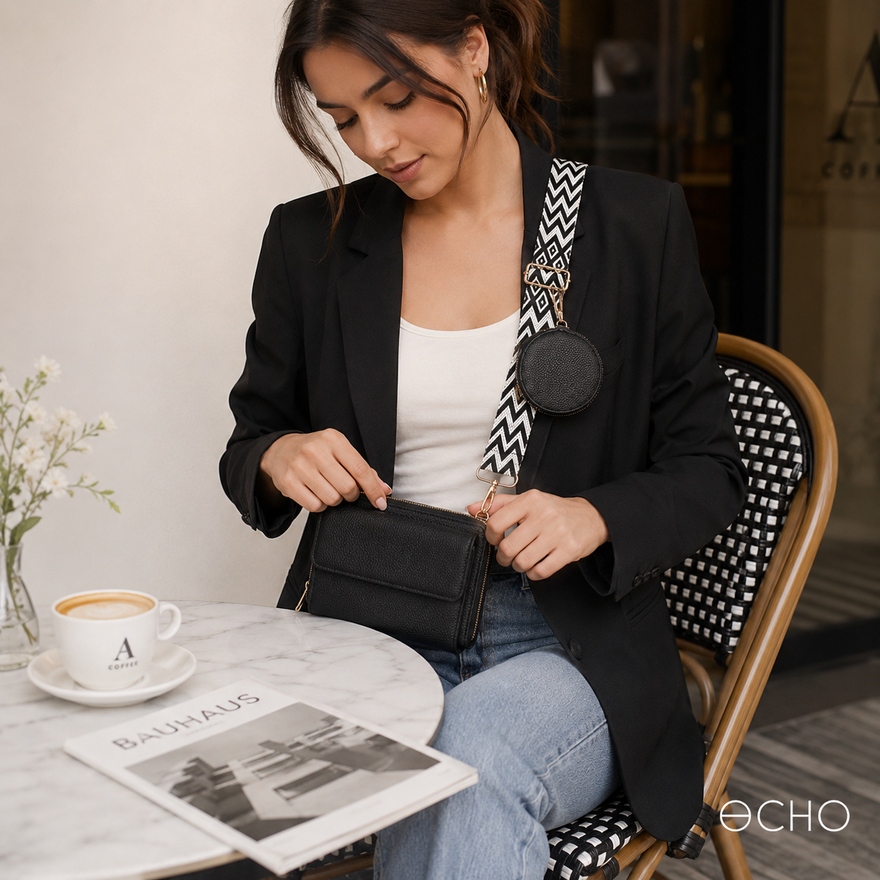 Bolso Bandolera Cartera Bane – Cuero Sintético, Correa Tejida Geométrica, Monedero Redondo, 18.5x10x4 cm